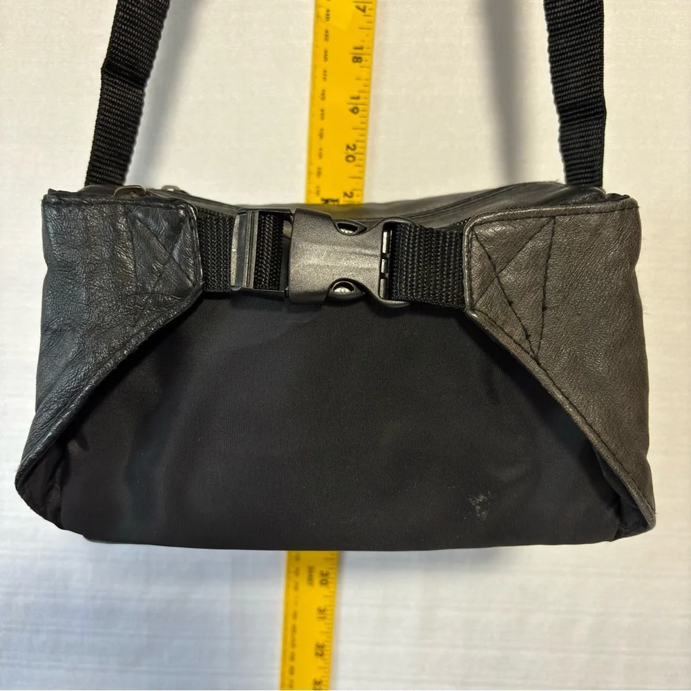 Hi-Pro camera bag adjustable shoulder bag or belt bag Nice 2 compartments